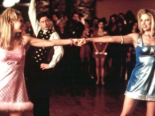 Alan Cumming teases 'really good' “Romy and Michele’s High School Reunion” sequel plot: 'I am so excited'