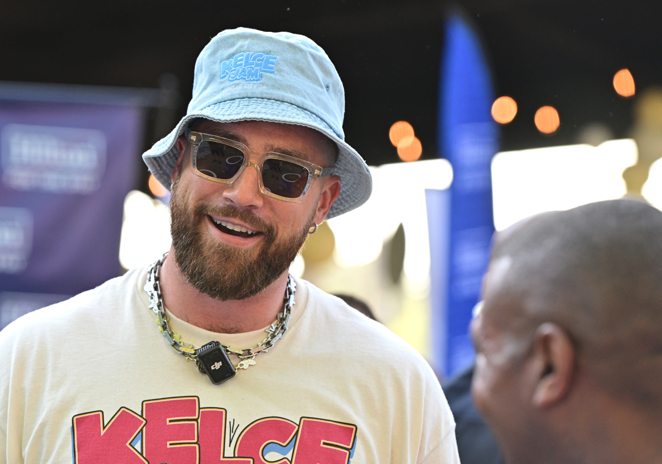 Travis Kelce ranks how happy he is amid relationship with Taylor Swift