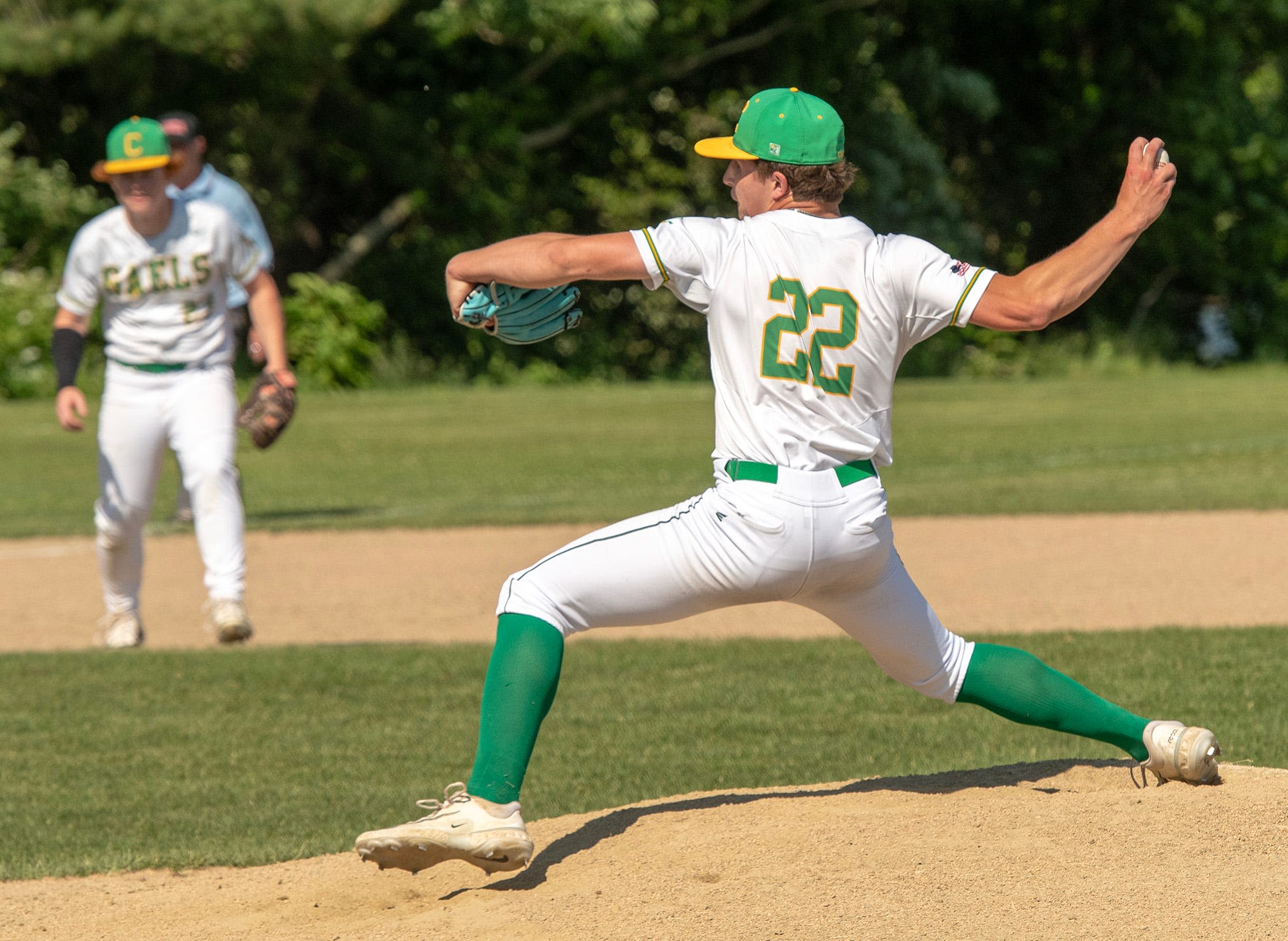 'We’re just a team with heart and soul': Clinton, Silvester quickly close Case in Division 4 baseball round of 16