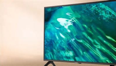 Smart TV QLED Samsung da 32" in offerta: il prezzo scende a 370€