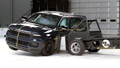 Big SUVs are not as safe as their size suggests, according to the IIHS