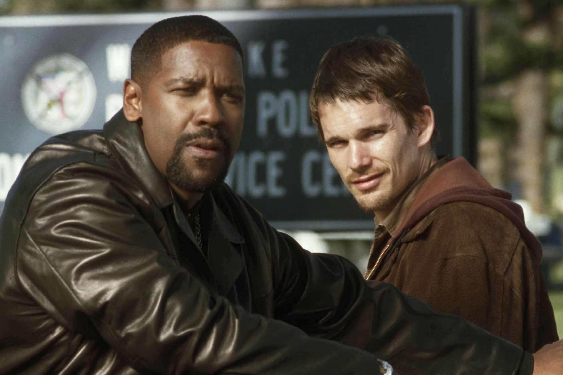 Ethan Hawke Lost the Oscar for ‘Training Day’ and Denzel Washington Whispered in His Ear That Losing Was Better: ‘You Don’t Want an...