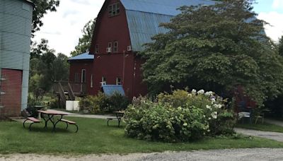 Art Barn School of Art to host bird-themed family day to celebrate spring migration, Indiana Dunes Birding Festival