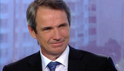 Alan Hansen released from hospital after suffering serious illness
