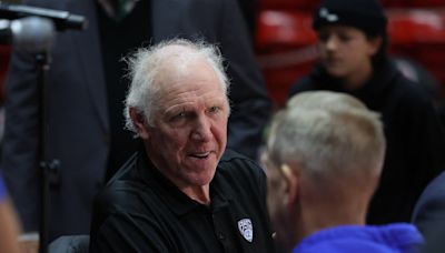 Bill Walton, NBA Hall of Famer and free spirit, dead at 71