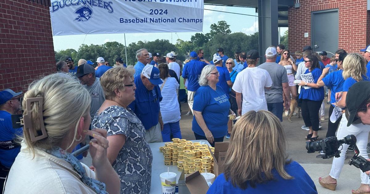 Blinn baseball team honored for winning national title