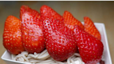 芙琳卡鶯歌店 草芋瀑布蒙布朗 豐富內餡，還吃的到草莓麻糬