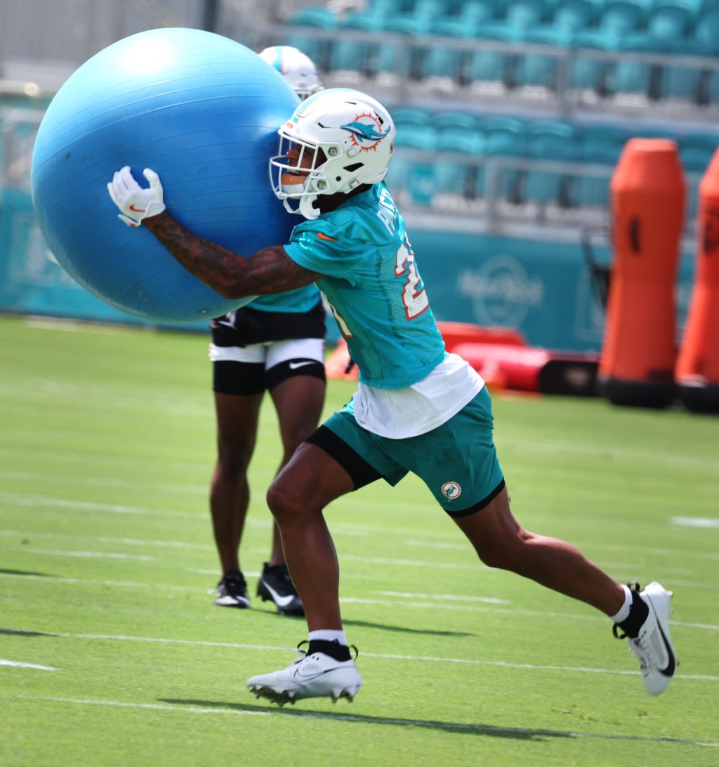 Dolphins minicamp: QB Tua Tagovailoa has productive day, other observations and anecdotes from Day 1