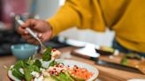 This Buzzy Diet Helps Women Live Longer, Study Finds
