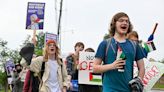 Fayetteville High School students walk out of school, march to show support for Palestine | Northwest Arkansas Democrat-Gazette