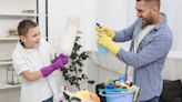 Limpiar tu casa ordena tu cabeza: un grupo de científicos estudió cómo ordenar el departamento impacta en el bienestar emocional de las personas