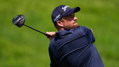 Shane Lowry just misses record-breaking 61 en route to clubhouse lead at US PGA