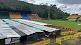 Estadio que acogió el fútbol profesional en Colombia lo abandonaron y ahora es usado como pesebreras