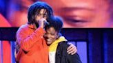 J. Cole takes a flight to England and supports Ari Lennox on her "age/sex/location Tour"