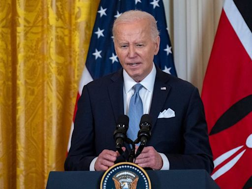 President Biden welcomes USC’s women’s basketball team to White House. Here’s what he said