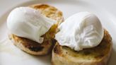 Poached egg cooking method leaves absolutely no vinegar taste