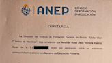 Della Ventura estudió magisterio en Uruguay en 1970, cuando se exigían cuatro años de secundaria