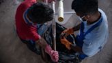 Cabello para limpiar vertidos de petróleo, la idea para salvar el mayor lago de Venezuela
