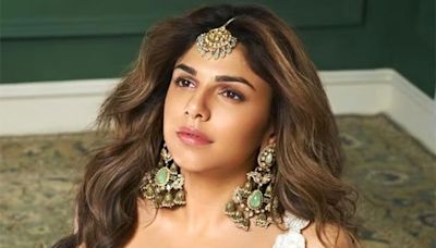 Heeramandi: The Diamond Bazaar’s casting director opens up about casting Sharmin Segal in the web-series; says, “Casting is purely done based on the script and the director’s vision” : Bollywood...