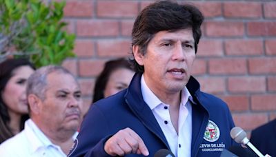 LA council president places Curren Price, Kevin De León back on committee despite scandals