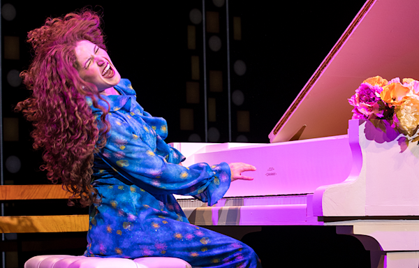 “Beautiful: The Carole King Musical” goes beyond the music