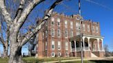 Shopper Blog: A walk at Lakeshore Park: Old buildings give way to new recreation