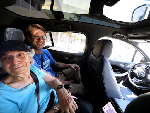 Column: If a driverless taxi pulls up to a senior center, will anyone brave a ride?