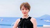 Maisie Williams Lost Over 25 Lbs to Transform Into Catherine Dior for ‘The New Look’