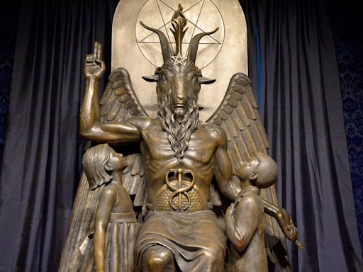 Satanists volunteer in Florida schools after DeSantis’ ‘more God in classroom’ bill