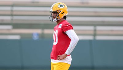 Scoop City: Green Bay's latest franchise QB awaits payday