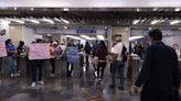 Maestros de la CNTE permiten el paso libre en estaciones del Metro