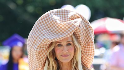 Sarah Jessica Parker Wears Questionable Hat While Filming Season 3 of 'AJLT'