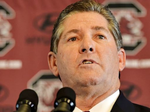 USC athletics director Ray Tanner looks to assume new role