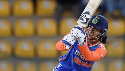 Smriti Mandhana Gifts Phone To Special Fan After IND Vs PAK Women's Asia Cup Match - Watch