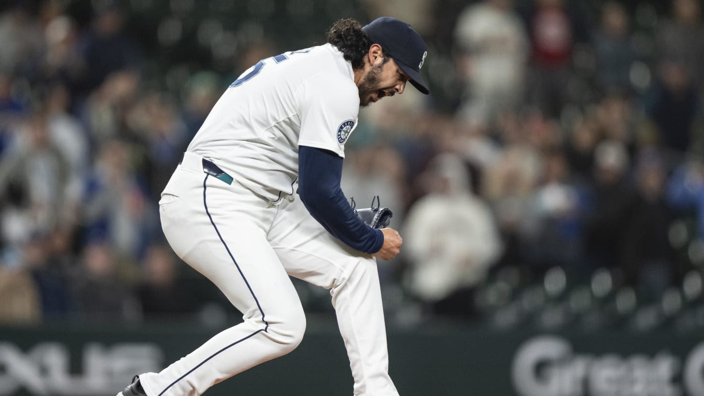 Here's What We Know About the Injury to Mariners' Star Andres Munoz