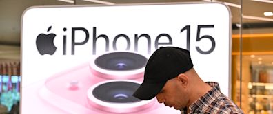 Apple beats Q2 estimates as iPhone sales decline 10%