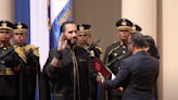 "Sí, juro": Bukele arranca su segundo mandato en El Salvador, con poder casi absoluto