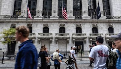 Wall Street, en picada: Dow Jones cae 1.01% este jueves