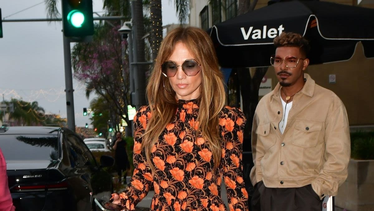 Jennifer Lopez Color-Coordinates Her Rare Hermès Bag With a Wallpaper Floral Dress