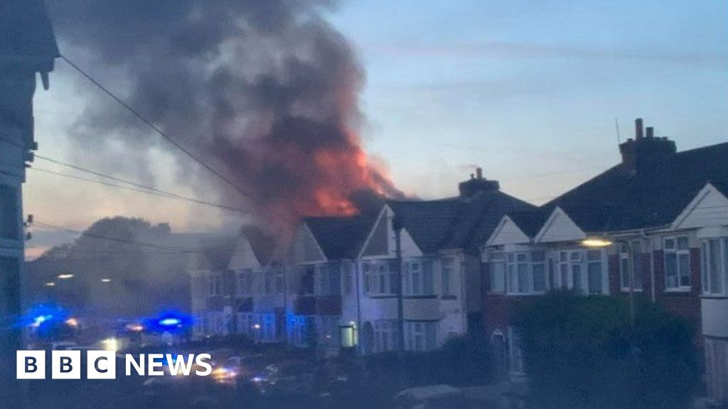 Gosport: Residents forced to leave homes as fire spreads