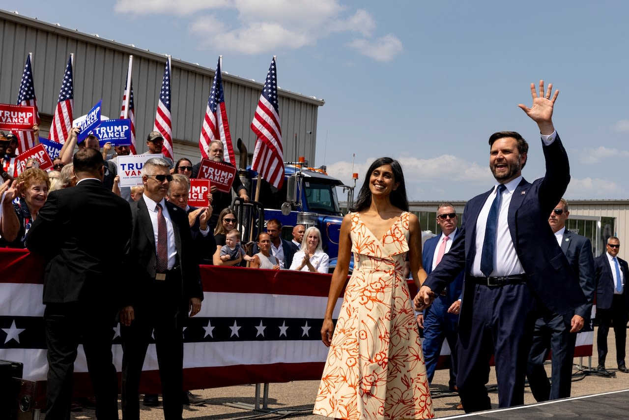 ‘You’ve been betrayed,’ JD Vance tells crowd in rural Kent County, Michigan