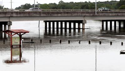 More rain expected throughout Galveston County until Monday