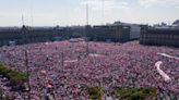 Con Zócalo lleno, miles desafían a AMLO y exigen a la Corte echar abajo su “plan B” de reforma electoral