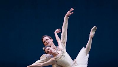 「國際芭蕾舞星在台北」登場 舞絕美極致「垂死天鵝」