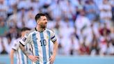 Lionel Messi empieza acaparando los memes en lugar de los focos tras el batacazo argentino