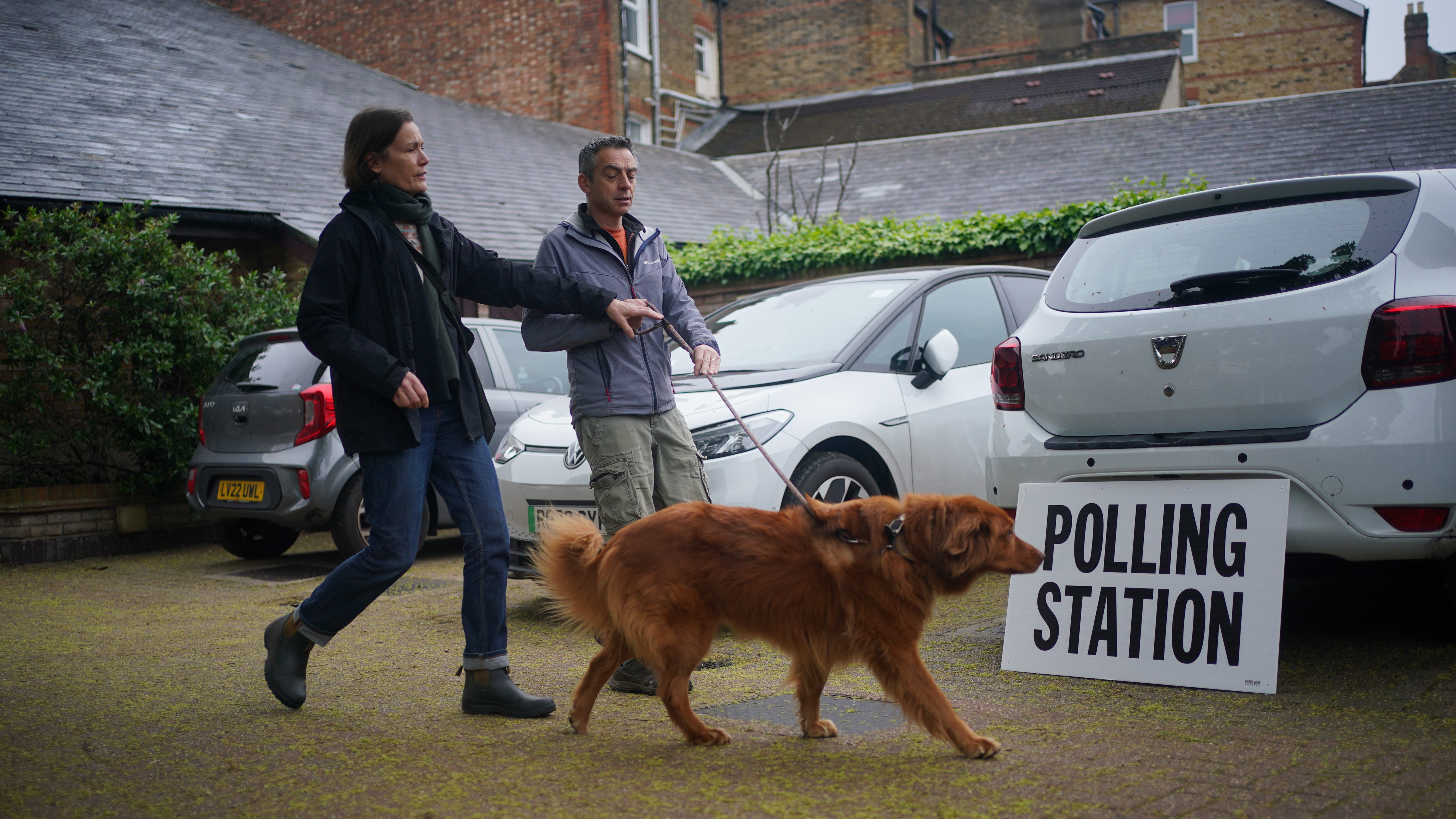 Polls close in local elections with Rishi Sunak braced for Tory losses