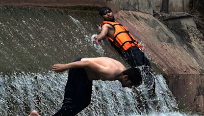 Una ola de calor ahoga a Pakistán en medio de una grave crisis de energía