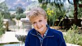 Angela Lansbury, Tony Winner and ‘Murder, She Wrote’ Star, Dead at 96
