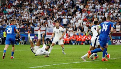 El agónico gol de chilena de Jude Bellingham que rescató a Inglaterra en el triunfo ante Eslovaquia por la Eurocopa