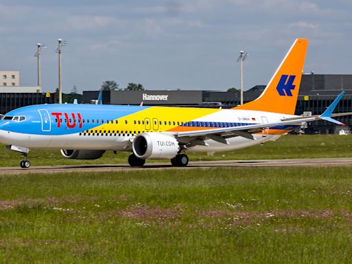 TUI fly Deutschland Livery Celebrates 50-year History